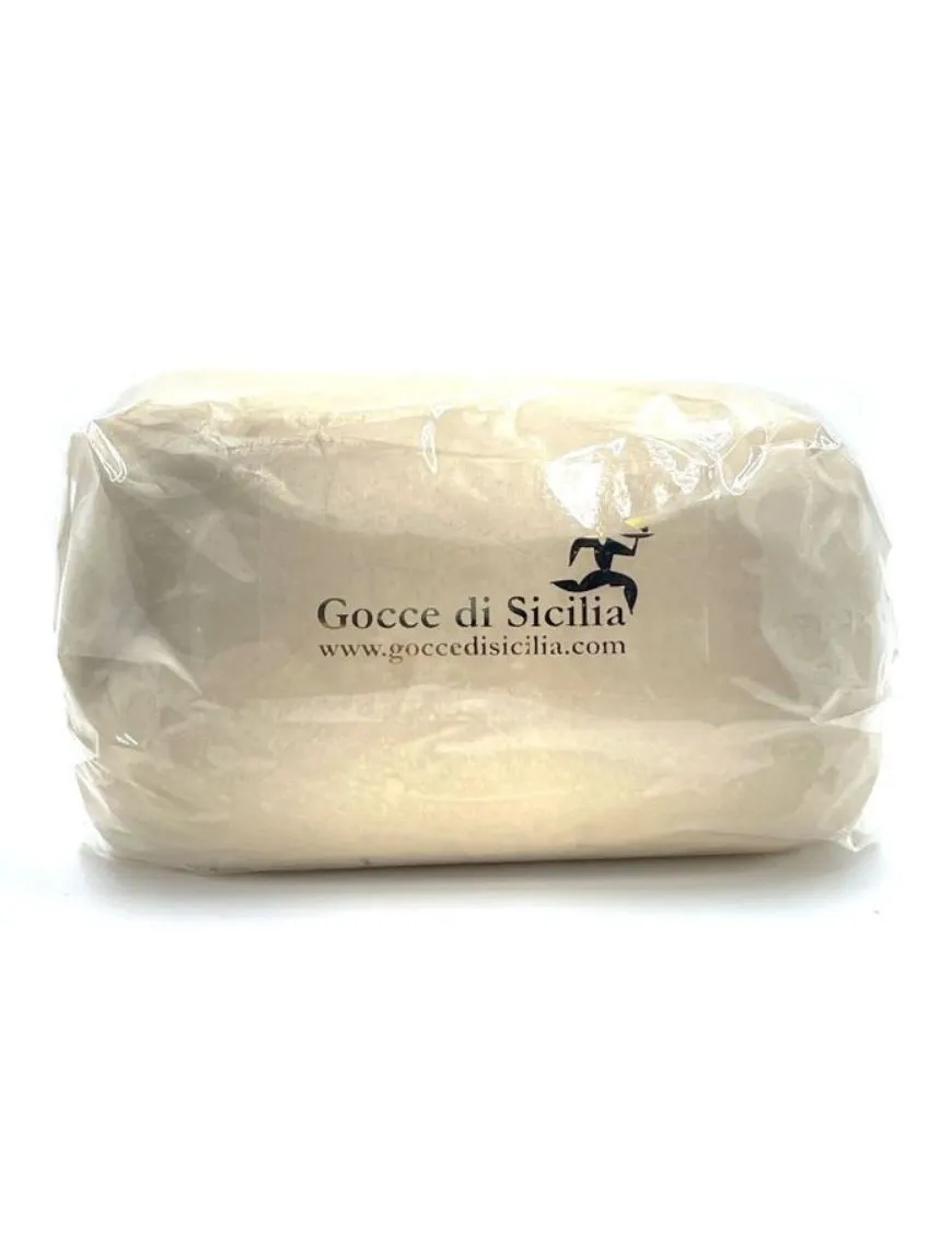Panetto di pasta di mandorla per granite e latte di mandorla da 500 grammi.
