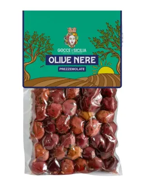 Black olives seasoned with parsley, stored in 300g vacuum bag.