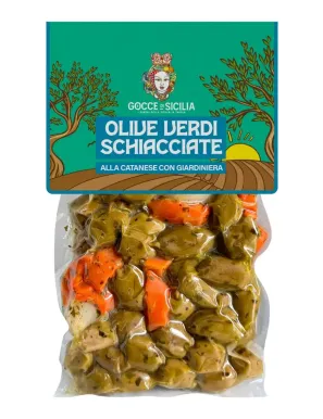Green olives crushed and seasoned with giardiniera, stored in 300g vacuum bag.