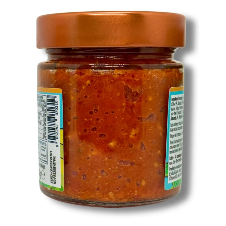Pesto alla siciliana originale in vaso da 190 grammi.