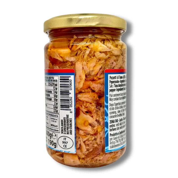 Small pieces of Tuna seasoned with chilli pepper