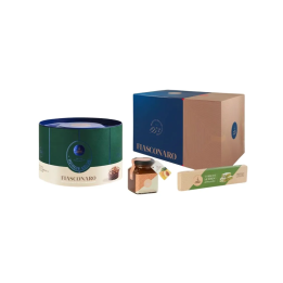 The new Gift Box 1953 by Fiasconaro, a very elegant gift basket