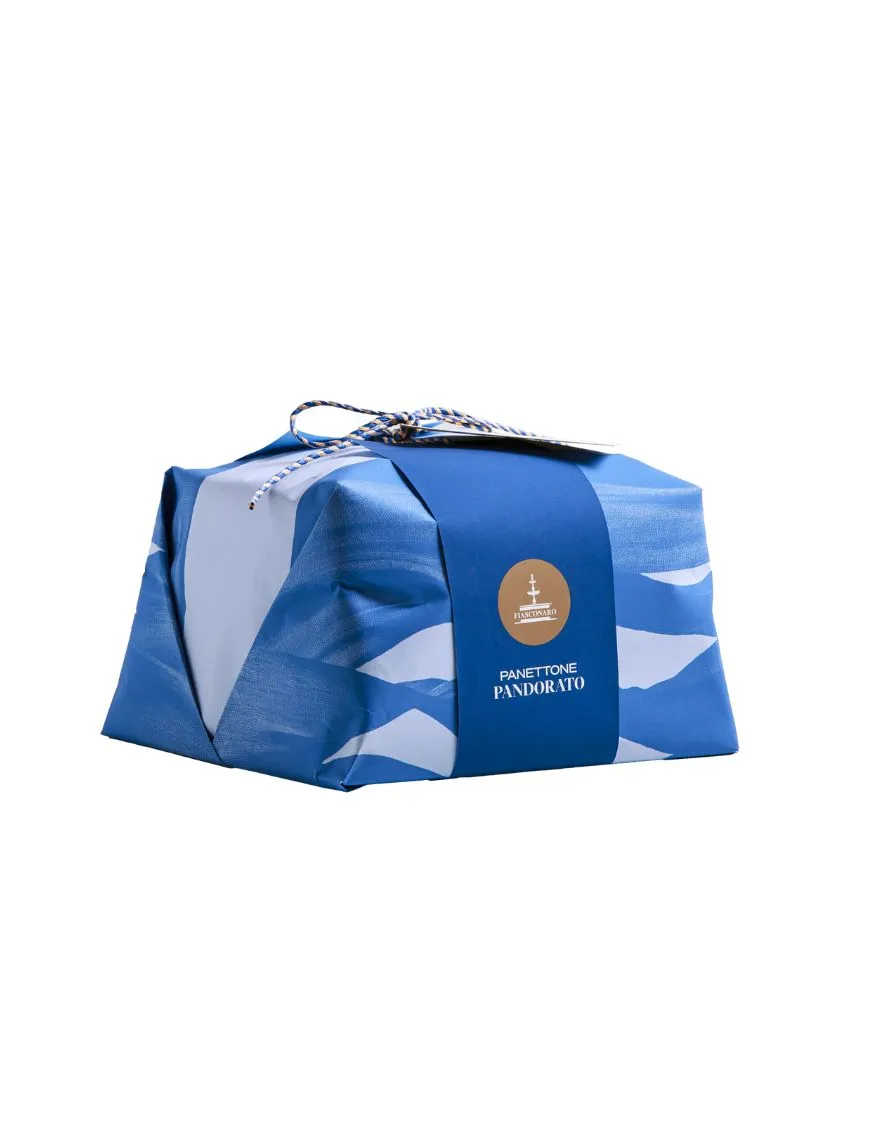 Pandoro Fiasconaro 700 g, the original Pandoro panettone