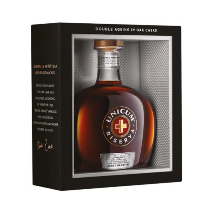 Unicum Riserva, Hungarian liqueur, herbal amaro, Zwack Unicum