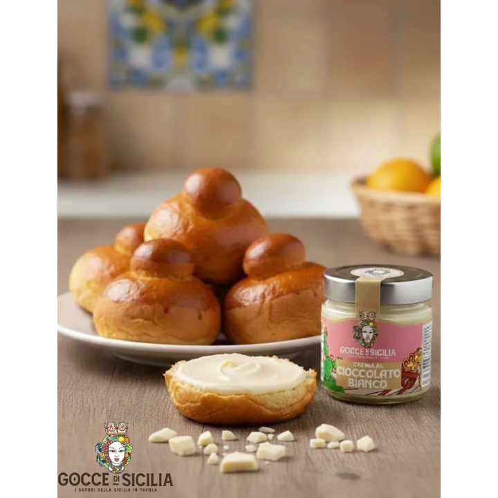 Box with Cocoa Tuppo - with four brioches and spreadable cream