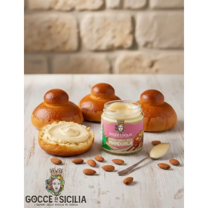 Box with almond Tuppo - with four brioches and spreadable cream