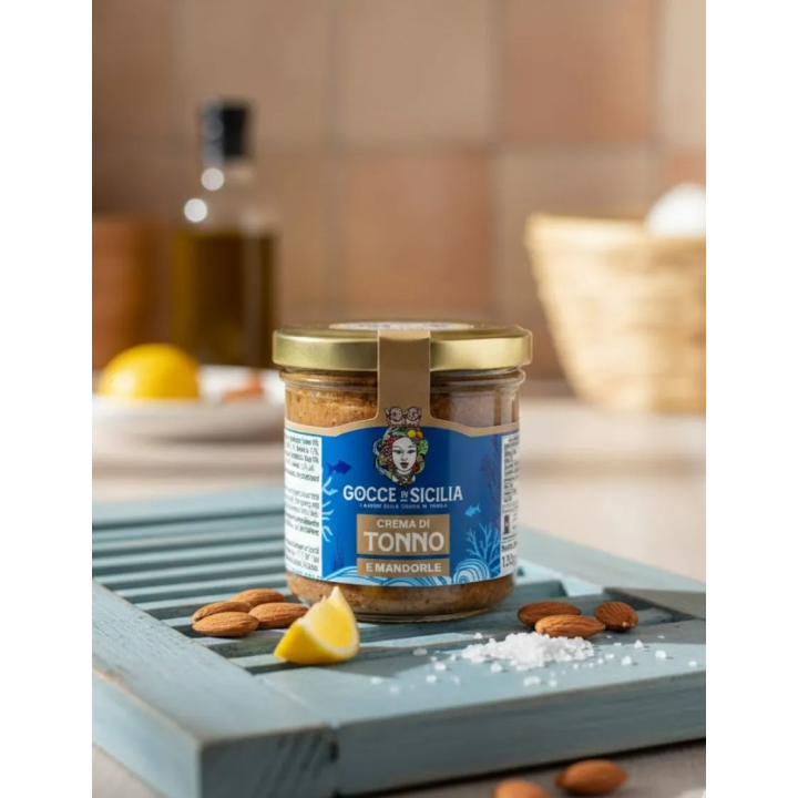 Creamed Tuna with Almonds