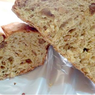 Dried figs and walnuts Panettone Giulio