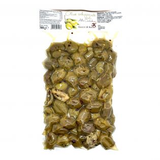 Olive verdi schiacciate condite alla siciliana con aromi naturali e peperoncino