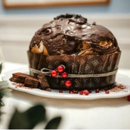 Panettone artigianale con gocce di cioccolato. Panettone da 1 Kg
