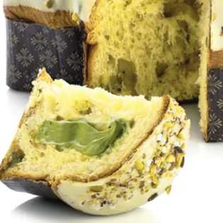 A filling of delicious pistachio cream on each slice