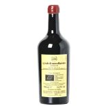 Vino biologico da uve Syrah, nella cantina di Macellarotto di Case Alte