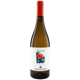 Sicilian organic wine from Grillo grapes macerated on the skins of the Masseria del Feudo winery