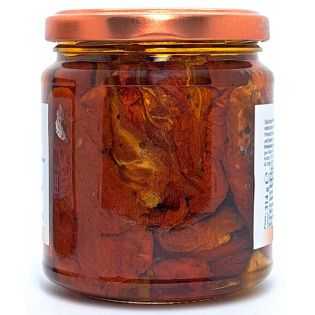 Dried red tomatoes in oil 280 grams