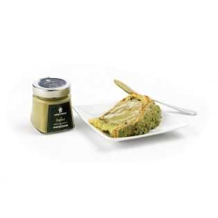 vasetto di crema al pistacchio per farcire la morbidissima colomba fatta lievitare per 36 ore