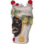 Testa di Moro in Ceramica Siciliana - Uomo Moro con Corona Rossa decorato con Uva e Limoni