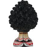Pigna Nera con base sfumata e decorata in Rosso- Ceramica di Caltagirone