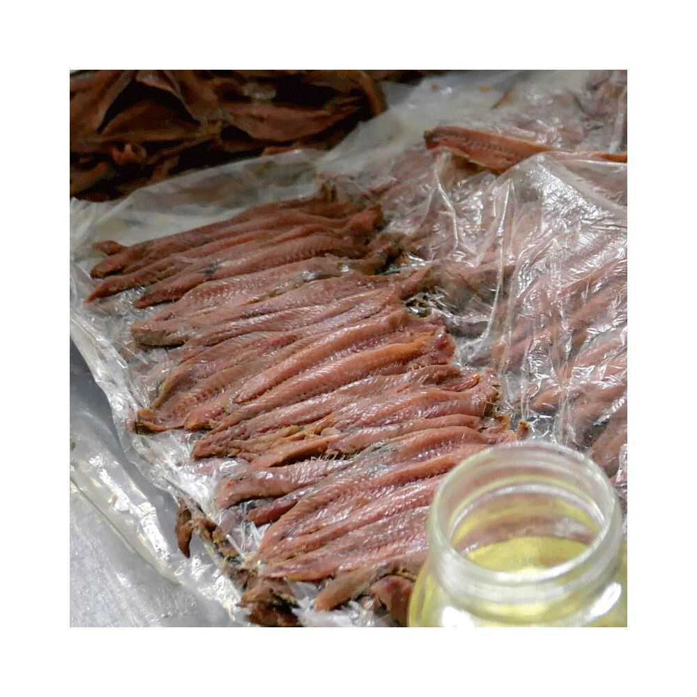 Delicious anchovy fillets in olive oil 230 gr