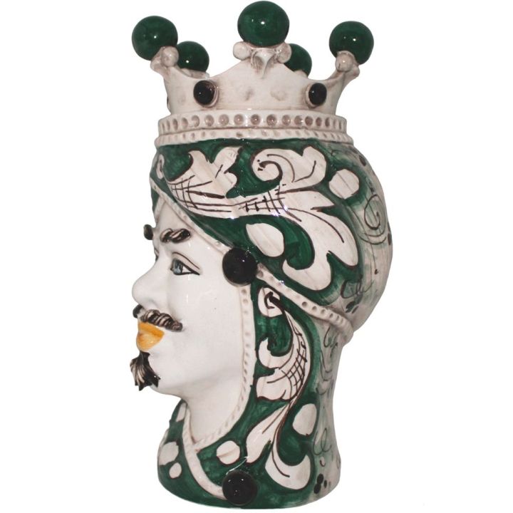 Sicilian dark brown, elegant decoration on the green