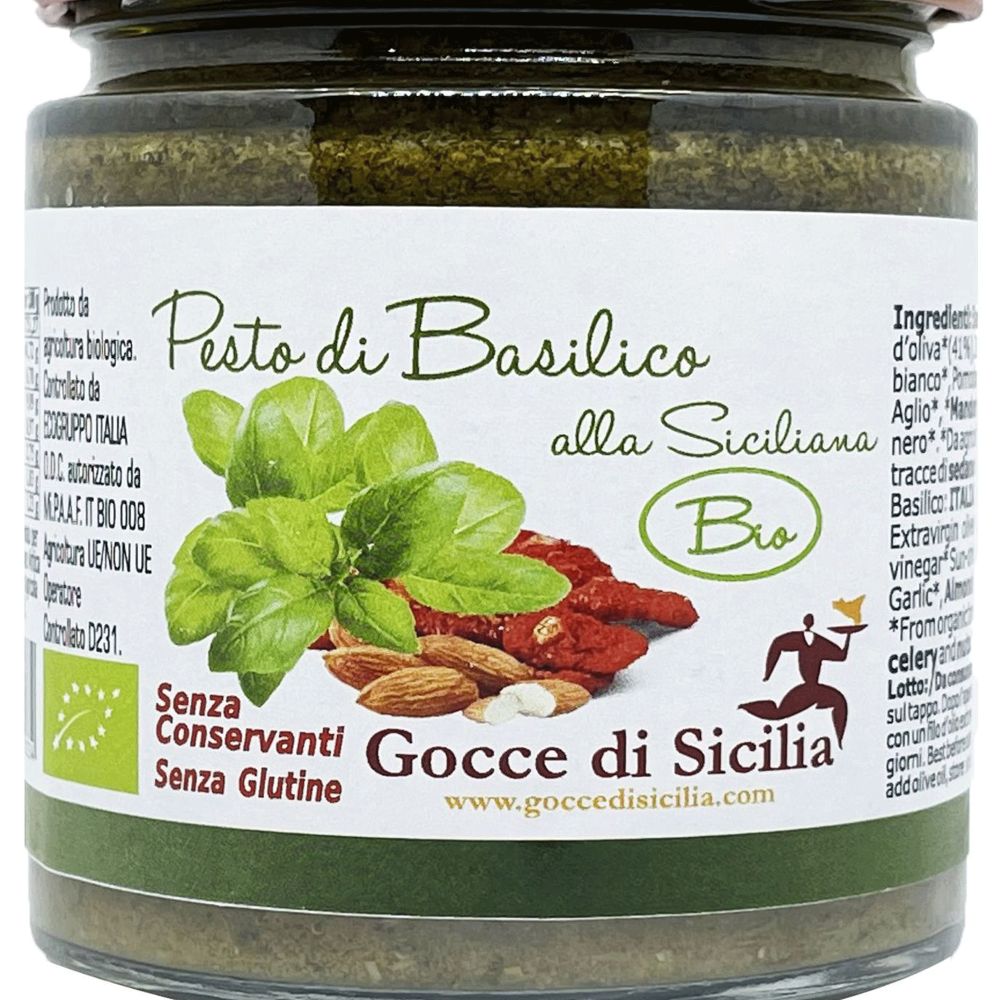 Ready organic Sicilian basil pesto for vegans