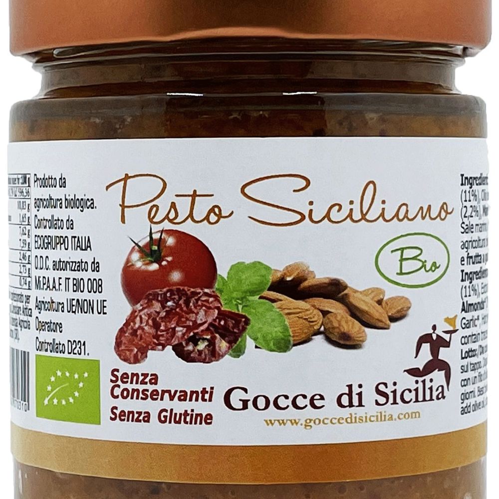 Pesto biologico alla siciliana con pomodori secchi e mandorle