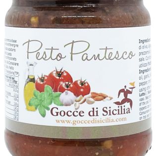 Sicilian ready sauce with the typical recipe of Pantelleria