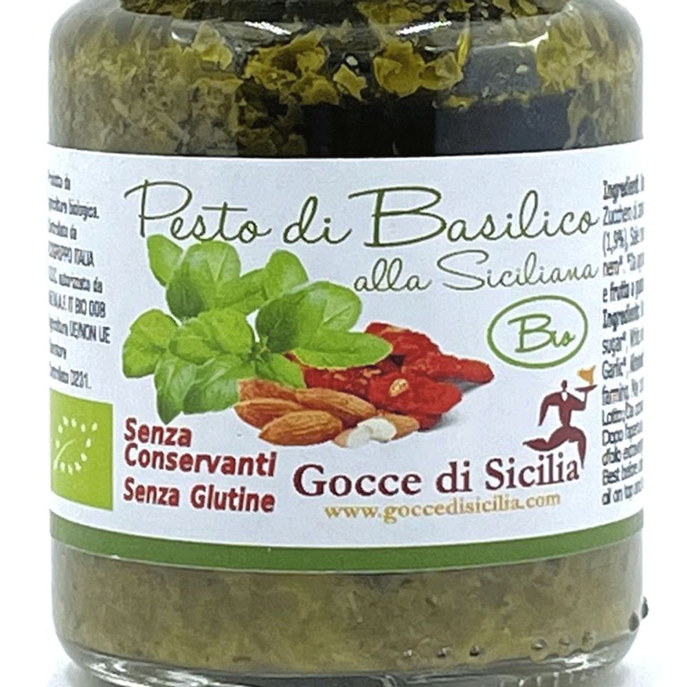 Bruschetta to spread or for pasta with basil