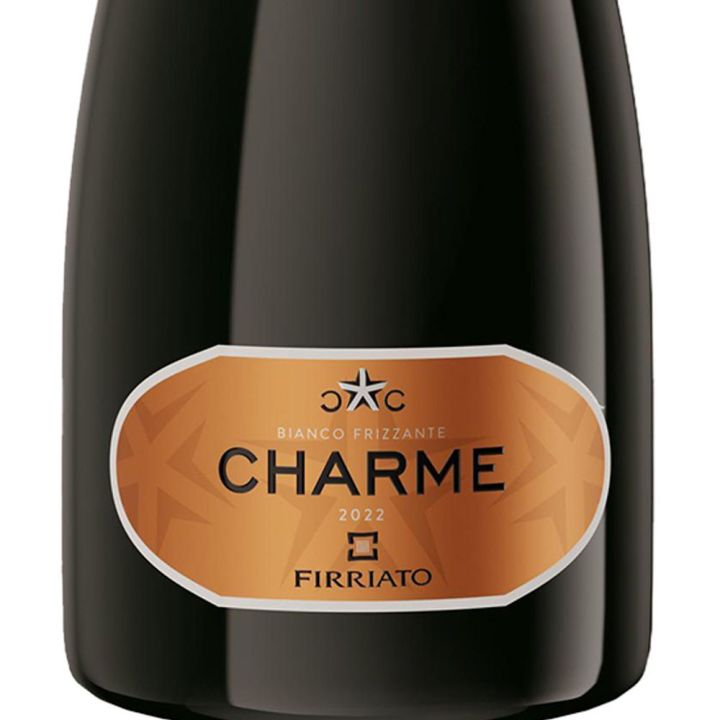 Excellent sparkling White Wine Charme Firriato