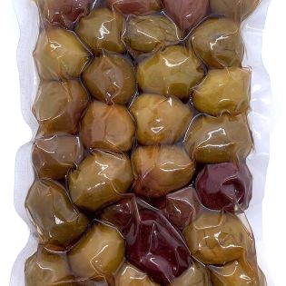 Sicilian green and black olives, in vacuum bag