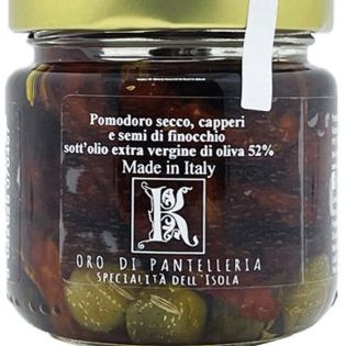 Sicilian capers and dried tomatoes preserved in oil