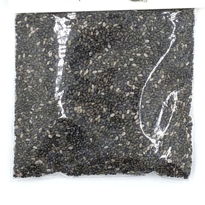 Poppy seeds in bag of 30 grams