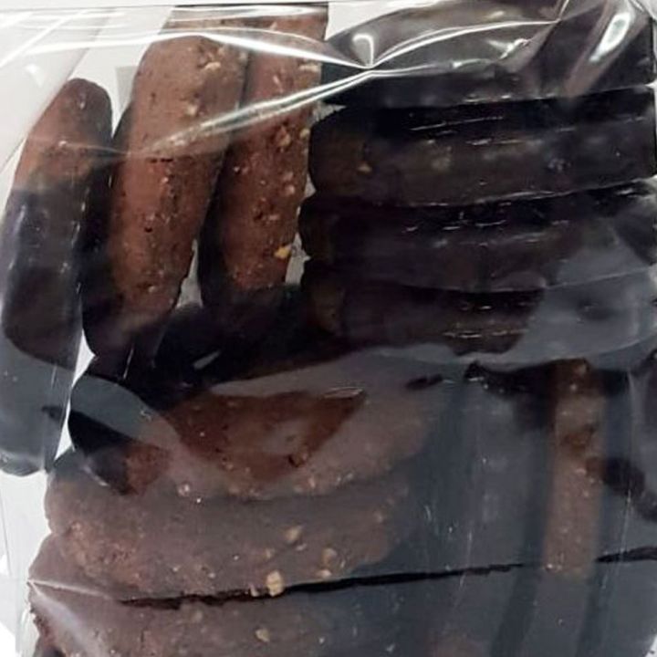 Homemade shortbread biscuits with cocoa and Nebrodi hazelnuts covered with chocolate. 300 g