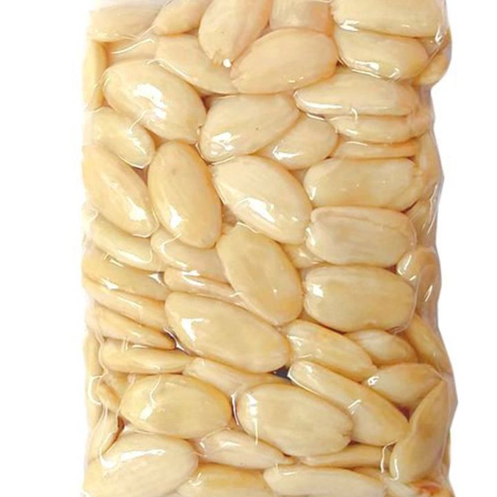 Peeled Avola Pizzuta Almond - 250 g vacuum pack