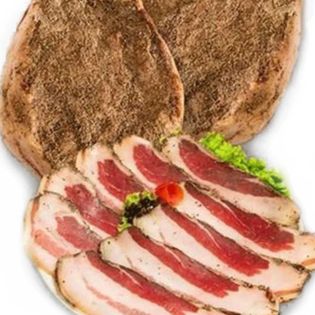 Guanciale di suino con aromi