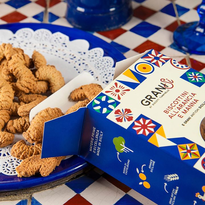 Manna and Orange biscuits in Tumminello decorated tin