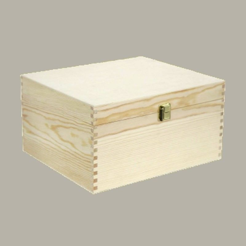 Wooden box for wine