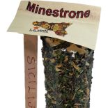 Mix secco di verdure e ortaggi per ricreare il Minestrone tipico siciliano