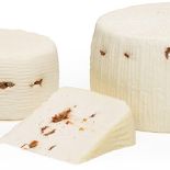 Primo Sale Canestrato cheese enriched with dry tomatoes