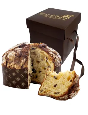 Soft and artisanal Classic Panettone by Gocce di Sicilia