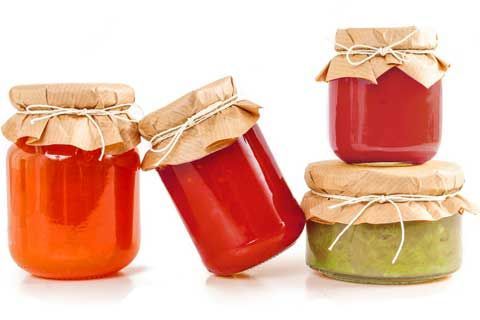 Wide choice of Sicilian sea condiments and earthen preserves