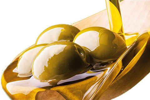 Selection of Sicilian extra virgin olive oils